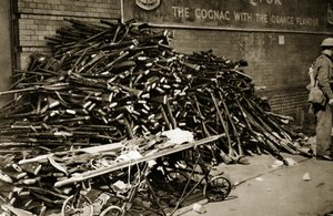 Armes sur le quai à Douvres, après l